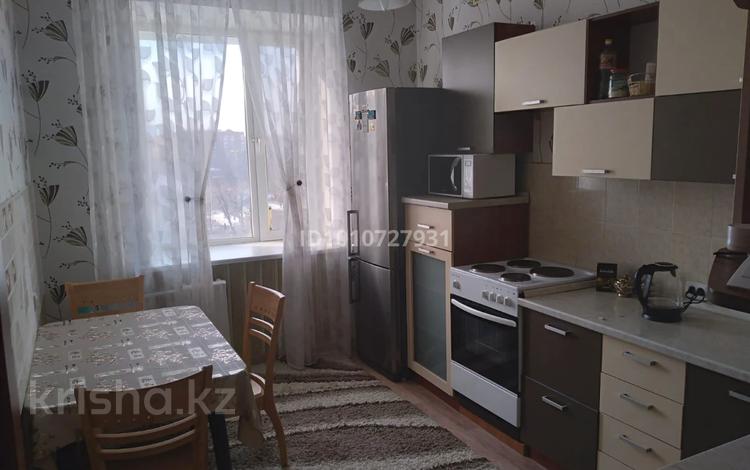 2-бөлмелі пәтер · 75 м² · 5/9 қабат, Абая 18, бағасы: 300 000 ₸ в Астане, Сарыарка р-н — фото 4