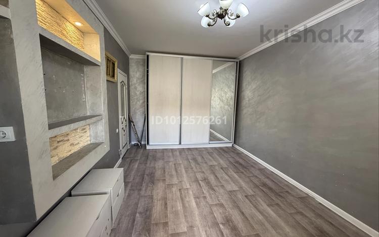 1-комнатная квартира · 42 м² · 4/5 этаж, мкр Саялы 9 за 200 000 ₸ в Алматы, Алатауский р-н — фото 2