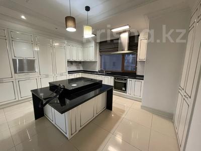 4-комнатная квартира · 176 м² · 15 этаж, Кошкарбаева 8 — Интерфуд за 135 млн 〒 в Астане, Алматы р-н