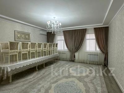 Продажа квартир в Мангистауской обл.: 4-комнатная квартира · 148 м² · 8/12 этаж, 19-й мкр, 19 мкрн 4/4 за 60 млн 〒 4-комнатная квартира · 148 м² · 8/12 этаж, 19-й мкр, 19 мкрн 4/4 за 60 млн 〒 в Актау