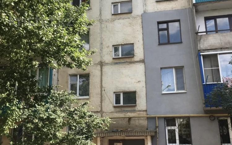 3-бөлмелі пәтер · 64 м² · 5/5 қабат, захарова 27, бағасы: 18.5 млн ₸ в Уральске — фото 2