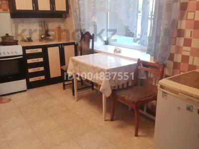 1 комната · 20 м² · 1 этаж, 1-й микрорайон, 1-й микрорайон 5 Проезд Герцена — Каирбекова-Герцена за 80 000 〒 в Костанае