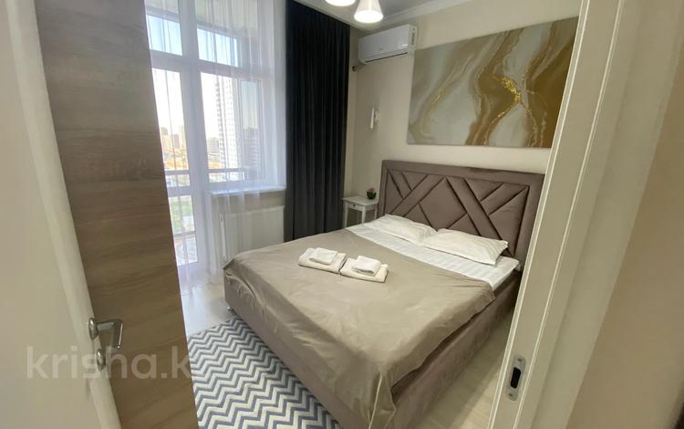 2-комнатная квартира · 40 м² · 11/18 этаж, Кабанбай батыр 49а за 18 000 ₸ в Астане, Есильский р-н — фото 2