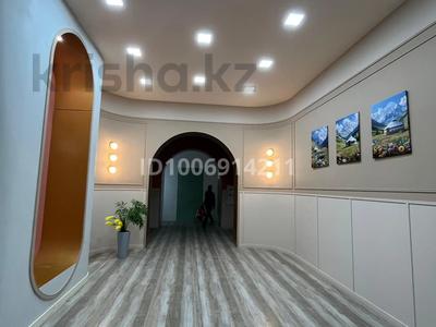 2-бөлмелі пәтер · 71 м² · 3/8 қабат, 41-й мкр В блок, бағасы: 25.5 млн ₸ в Актау