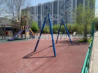 Аренда квартир в Алматы: 2-комнатная квартира · 40 м² · 7/10 этаж · помесячно, мкр Аксай-1 — Саин Толе би за 250 000 〒 2-комнатная квартира · 40 м² · 7/10 этаж · помесячно, мкр Аксай-1 — Саин Толе би за 250 000 〒 в Алматы, Ауэзовский р-н