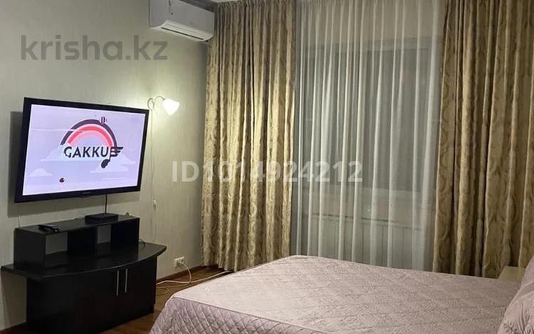 1-комнатная квартира · 45 м² · 4/5 этаж, Сейфуллина 497 — Макатаева за 15 000 ₸ в Алматы, Алмалинский р-н — фото 2