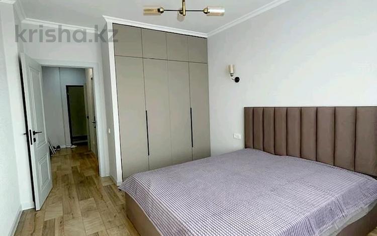 2-комнатная квартира, 72 м², 5/18 этаж помесячно, Розыбакиева 320