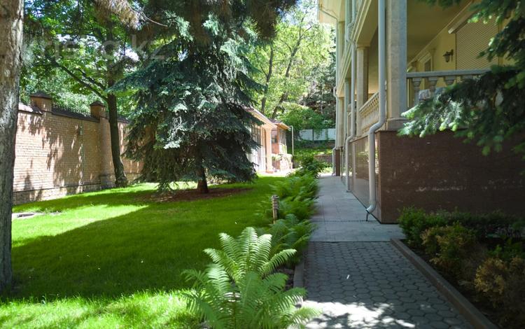 Отдельный дом · 8 комнат · 870 м² · 40 сот., Ладушкина за 870 млн ₸ в Алматы, Медеуский р-н — фото 9