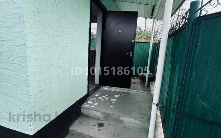 Отдельный дом · 3 комнаты · 50 м² · 1 сот., Аманжолова 44 — Поворот перед заправкой компас за 90 000 ₸ в Талгаре — фото 2