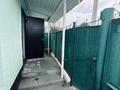 Отдельный дом · 3 комнаты · 50 м² · 1 сот., Аманжолова 44 — Поворот перед заправкой компас за 90 000 ₸ в Талгаре — фото 3