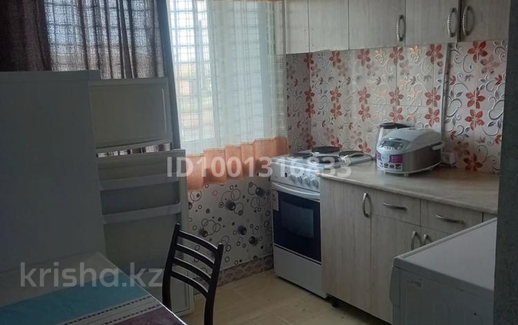1-комнатная квартира · 36 м² · 4/5 этаж, Пришахтинск, Пришахтинск, 21й микрорайон 26 за 95 000 ₸ в Караганде, Алихана Бокейханова р-н — фото 2