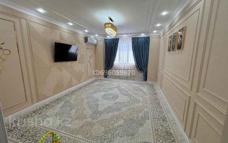 3-бөлмелі пәтер · 100.5 м² · 9/9 қабат, мкр Нурсая-3, Абулхаир хана 70/6, бағасы: 50 млн ₸ в Атырау — фото 2