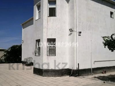 Отдельный дом · 6 комнат · 350 м², Сауыскан 173 за 55 млн ₸ в Жанаозен
