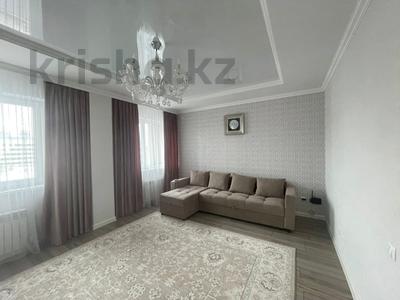 3-комнатная квартира · 90 м², Кабанбай батыра 29 за 500 000 ₸ в Астане, Есильский р-н