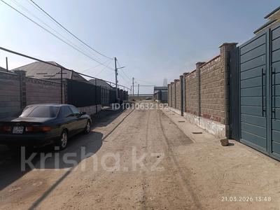 Жеке үй · 7 бөлме · 200 м² · 5 сот., 2 15 — Возле Школы, бағасы: 25 млн ₸ в Кемертогане