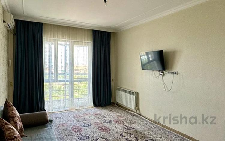2-бөлмелі пәтер · 84 м² · 8/10 қабат, 18-шағынаудан 78а, бағасы: 210 000 ₸ в Шымкенте, Аль-Фарабийский р-н — фото 2