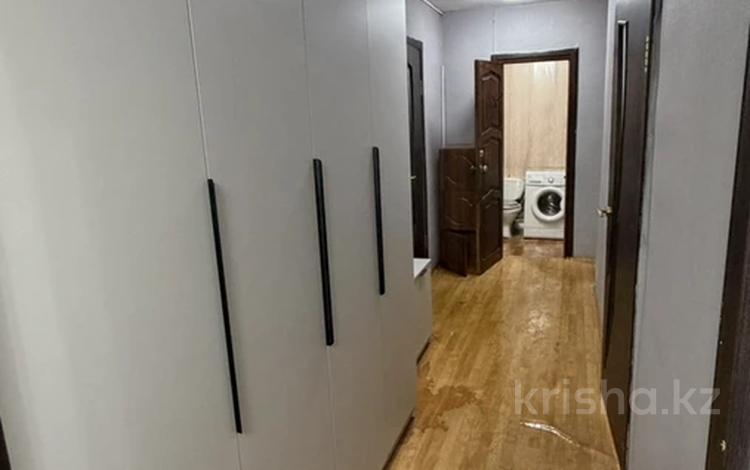 3-бөлмелі пәтер · 55 м² · 1 қабат, 12 микрорайон 44, бағасы: 150 000 ₸ в Караганде, Алихана Бокейханова р-н — фото 2