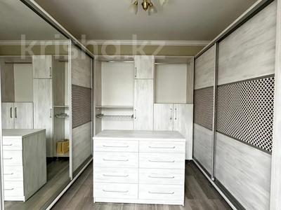 5-бөлмелі пәтер · 160 м² · 4/15 қабат, Зенкова — Кабанбай батыра, бағасы: 200 млн ₸ в Алматы, Медеуский р-н