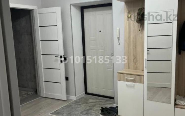 2-комнатная квартира · 72 м² · 3/5 этаж, мкр. Алтын орда, Мкр. Алтын орда Халел Досмұхамедов 20 за 180 000 ₸ в Актобе — фото 2