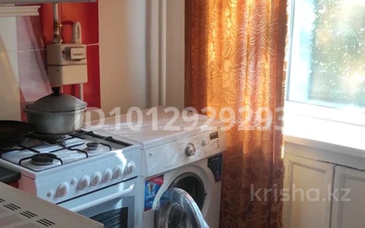 2-комнатная квартира · 46 м² · 2/5 этаж, мкр Новый Город 7 за 180 000 ₸ в Караганде, Казыбек би р-н — фото 2