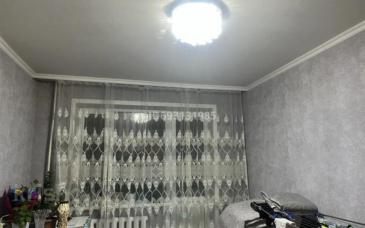 1-бөлмелі пәтер · 33 м² · 2/9 қабат, Майкудук, 18й микрорайон, бағасы: 10 млн ₸ в Караганде, Алихана Бокейханова р-н — фото 3