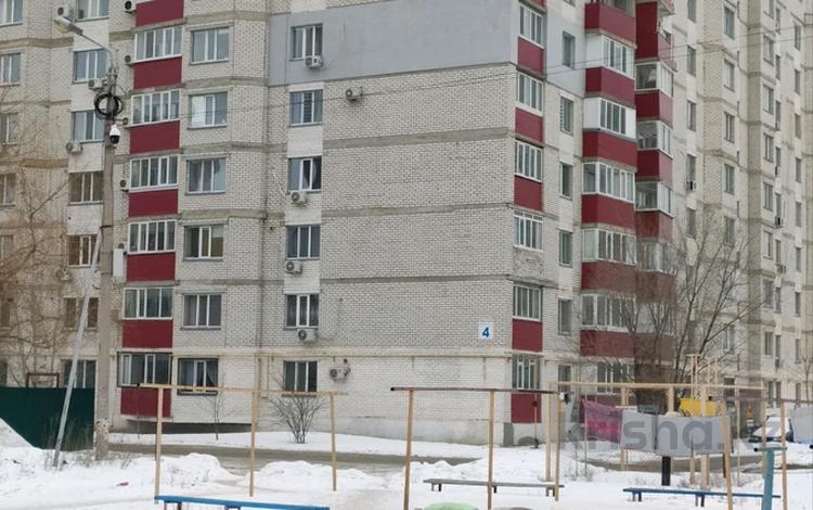 1-комнатная квартира, 43 м², 2/9 этаж, 9 мкр за 14.5 млн 〒 в Уральске — фото 5