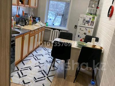 2-комнатная квартира · 44 м² · 1/2 этаж, Пришахтинск, Заславского 5 за 7 млн ₸ в Караганде, Алихана Бокейханова р-н