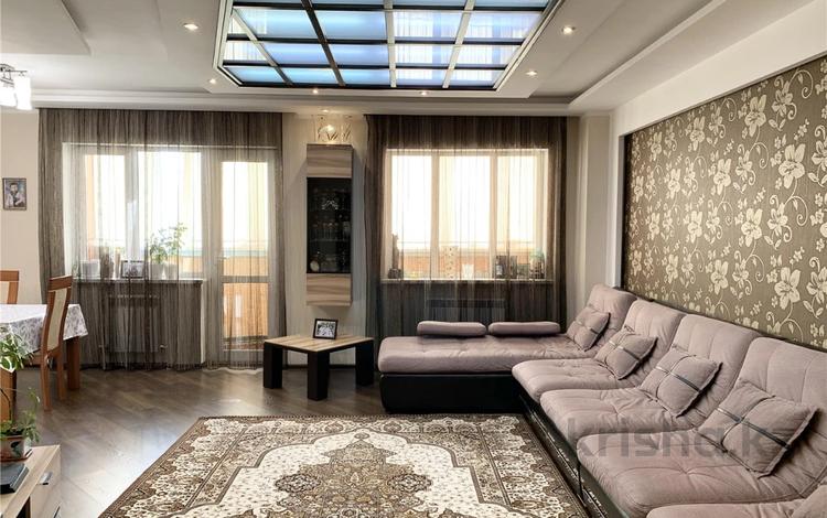 3-бөлмелі пәтер · 90.5 м² · 7/15 қабат, ул. Абая, бағасы: 42 млн ₸ в Караганде, Казыбек би р-н — фото 2