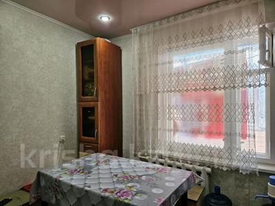 2-комнатная квартира · 45 м² · 4/5 этаж, Зачаганск 20 школа за 13.5 млн 〒 в Уральске