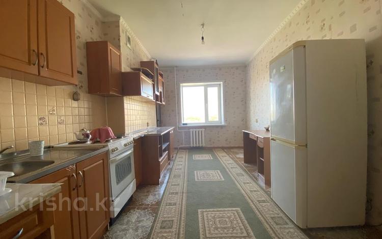 3-комнатная квартира · 100 м² · 5/9 этаж, Маскеу 18 — Степана Разина за 300 000 ₸ в Астане, Сарыарка р-н — фото 15