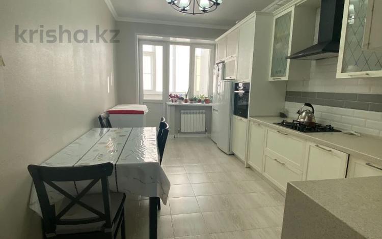 3-бөлмелі пәтер · 94.1 м² · 8/10 қабат, байшева, бағасы: 40 млн ₸ в Актобе — фото 2