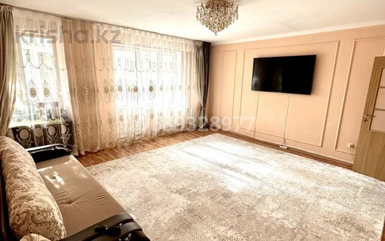 3-бөлмелі пәтер · 86 м² · 1/5 қабат, Жұлдыз-2 ш/а. 39г, бағасы: 49 млн ₸ в Алматы, Турксибский р-н — фото 2