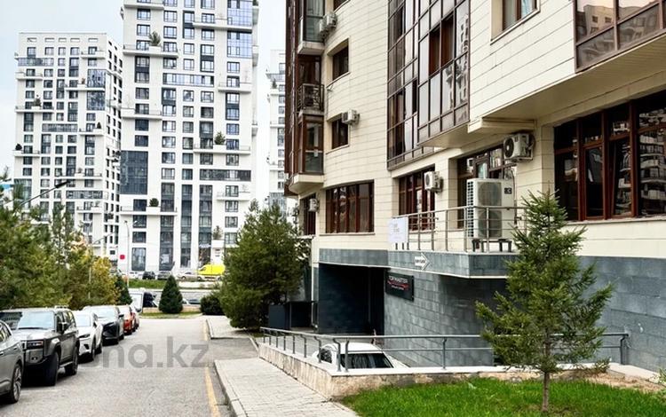 Свободное назначение, офисы, магазины и бутики, склады, фитнес и спорт, образование, развлечения, конференц-залы, кабинеты и рабочие места, студии · 276 м² за 1.8 млн 〒 в Алматы, Бостандыкский р-н — фото 10