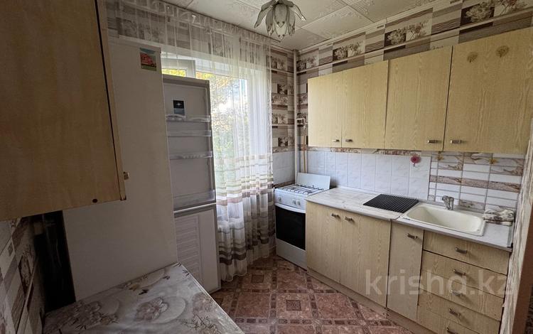 1-комнатная квартира · 31 м² · 4/5 этаж, мкр Новый Город, мкр Новый Город, улица Ерубаева 33а за 14.6 млн ₸ в Караганде, Казыбек би р-н — фото 2