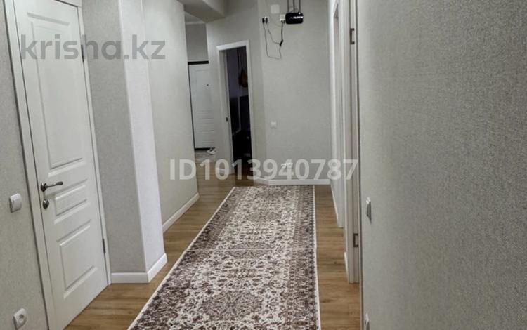 4-комнатная квартира · 112 м² · 7/9 этаж, 19-й мкр 27 — 31 за 53 млн ₸ в Актау — фото 2