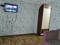 1-комнатная квартира, 33 м², 2/5 этаж посуточно, проспект Республики 25 за 7 000 〒 в Темиртау — фото 3
