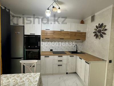 2-комнатная квартира · 60 м² · 7/9 этаж, мкр Шугыла, Райымбек 590 6 — Ташкентский тракт за 300 000 ₸ в Алматы, Наурызбайский р-н