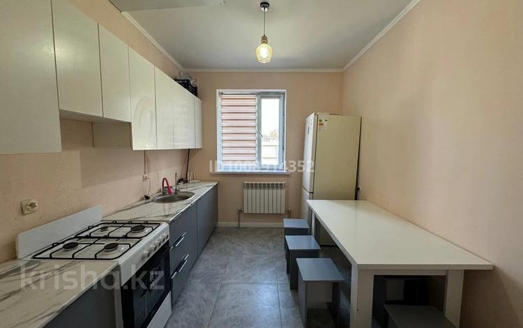 3-комнатная квартира · 80 м² · 2/2 этаж, Учётный квартал N° 019 988/35 — Сдуға 10минтық жерде за 15 000 ₸ в Каскелене — фото 2