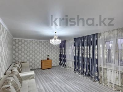 2-комнатная квартира · 59 м² · 8/9 этаж, Энергетик 13 за 24 млн 〒 в Семее