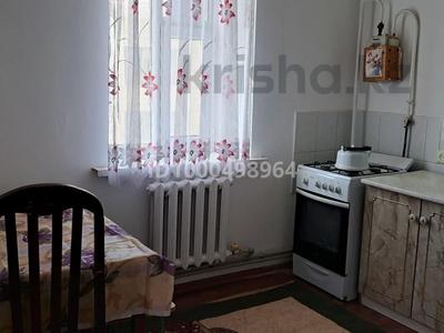 2-бөлмелі пәтер · 60 м² · 3/5 қабат, Есимхан 23Б — Возле 278, 264 школа, бағасы: 120 000 ₸ в 