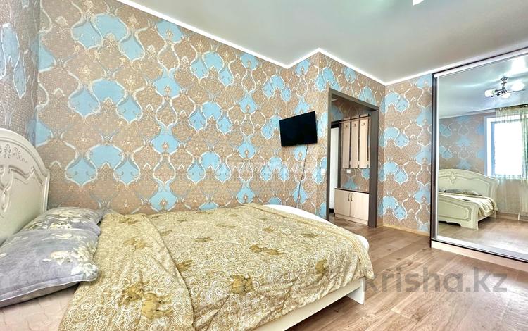 1-бөлмелі пәтер · 45 м², Тауелсіздік 34/10 — Ул. Б. Момышұлы, бағасы: 1 500 ₸ в Астане, Алматы р-н — фото 2