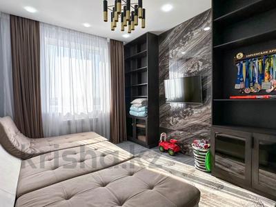 5-бөлмелі пәтер · 202 м² · 4/6 қабат, Уалиханова 1/2, бағасы: 77 млн ₸ в Талдыкоргане, Каратал