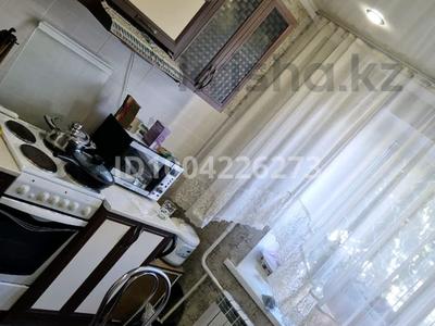 5-комнатная квартира · 100 м² · 1/9 этаж, Ауезова 77 за 160 000 〒 в Экибастузе