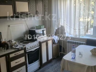 5-комнатная квартира · 100 м² · 1/9 этаж, Ауезова 77 за 200 000 〒 в Экибастузе