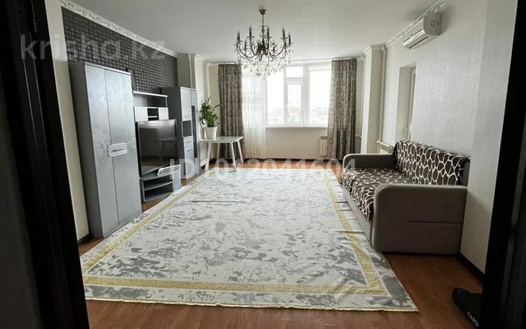 3-бөлмелі пәтер · 105 м² · 8/10 қабат, Просп. Алии Молдагуловой 58к5, бағасы: 220 000 ₸ в Актобе — фото 2