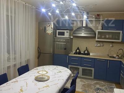 2-комнатная квартира · 60 м² · 4/5 этаж, Кердери за 24 млн ₸ в Уральске, мкр Школьник
