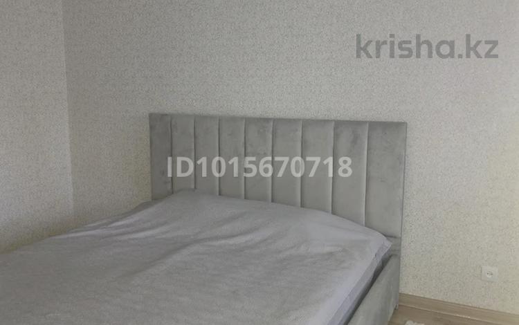 2-комнатная квартира · 45 м² · 2/5 этаж, Назарбаева 3/1 — Район Дворца спорта, напротив "Даниэля", за магазином "Стаиус" за 2 000 ₸ в Усть-Каменогорске, Ульбинский — фото 2