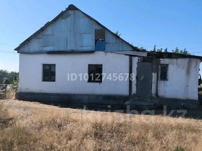 Жеке үй · 4 бөлме · 50 м² · 10 жүзд., Байзак батыра 137 — С дороги 2дом, бағасы: 6 млн ₸ в Каратогане