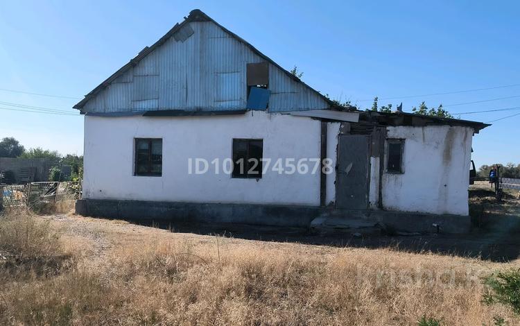 Жеке үй · 4 бөлме · 50 м² · 10 жүзд., Байзак батыра 137 — С дороги 2дом, бағасы: 6 млн ₸ в Каратогане — фото 2