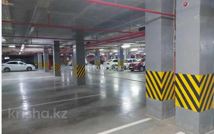 Паркинг · Навои 37 — Жандосова за 35 000 〒 в Алматы, Ауэзовский р-н — фото 2